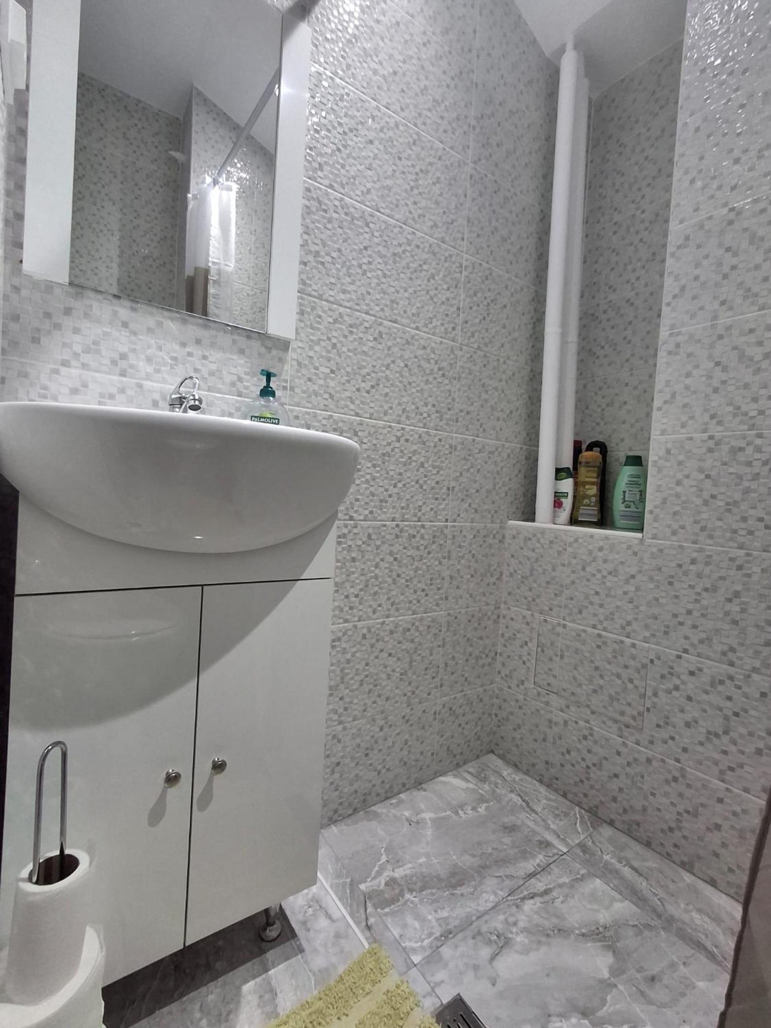 Anna Home Râmnicu Vâlcea Εξωτερικό φωτογραφία